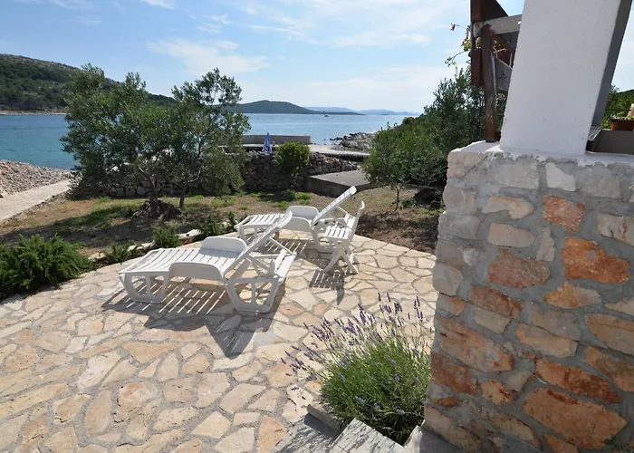 Secluded Fisherman's Cove Zizanj, Pasman - 23925 *