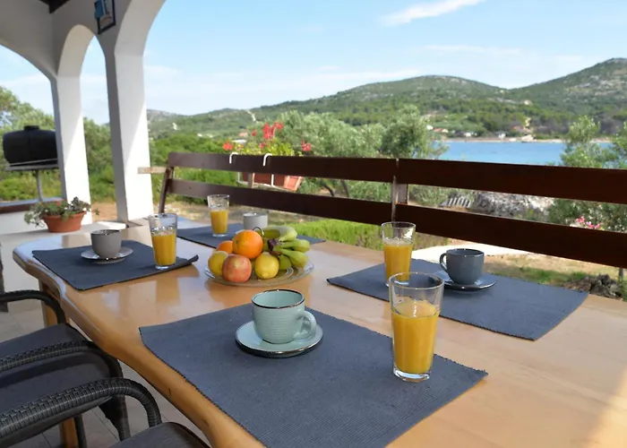 Secluded Fisherman's Cove Zizanj, Pasman - 23925 펜션 *