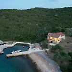 בית נופש Secluded Fisherman's Cove Zizanj, Pasman - 23925