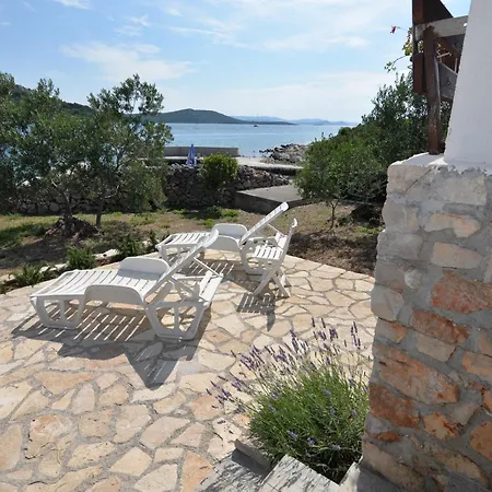 Secluded Fisherman's Cove Zizanj, Pasman - 23925 *