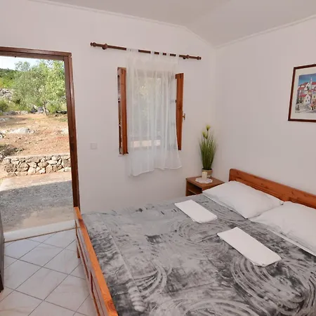 Secluded Fisherman's Cove Zizanj, Pasman - 23925