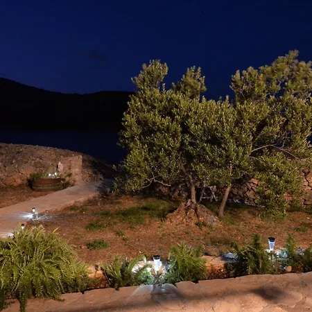 Secluded Fisherman's Cove Zizanj, Pasman - 23925